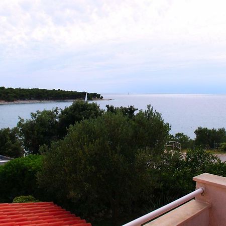 Apartments Tonka Примоштен Экстерьер фото